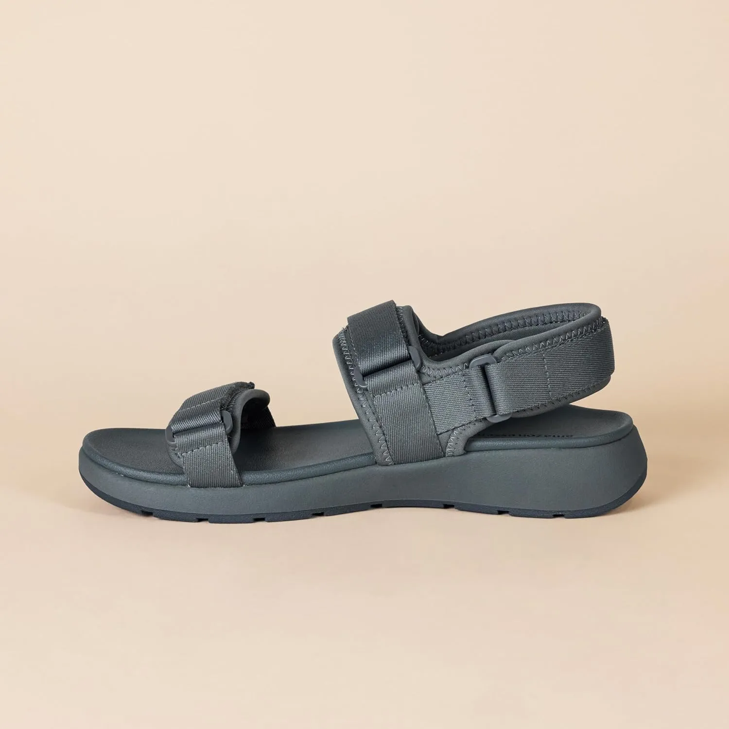 Amazon Essentials Men's Adjustable Triple Strap Sandal