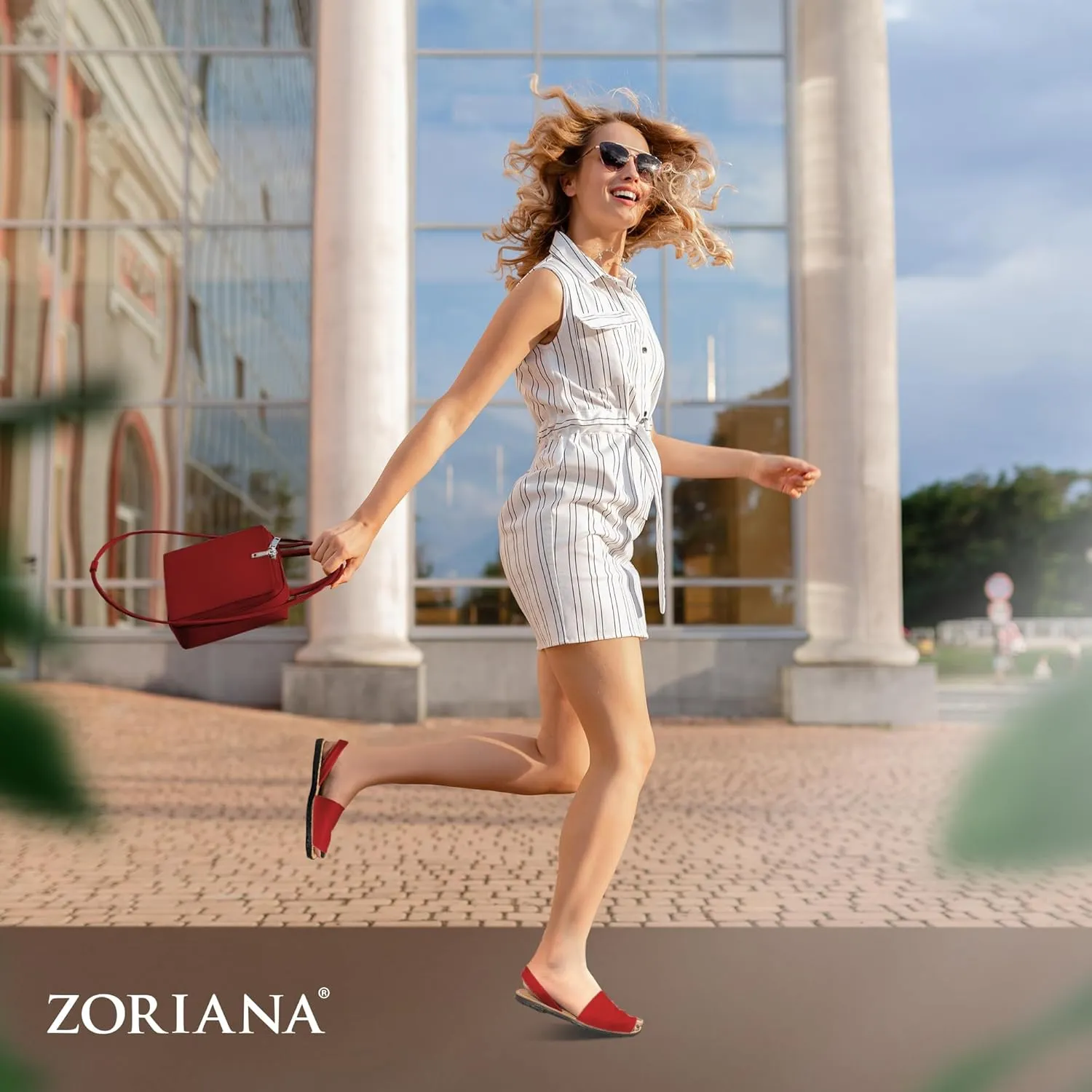 Avarca Leather Flat Sandals for Women - Made in Spain - Peep Toe Womens Sandals, Perfect Beach Essentials - Comfortable Spanish Women's Shoes for Every Occasion, Handmade Slingback Shoes