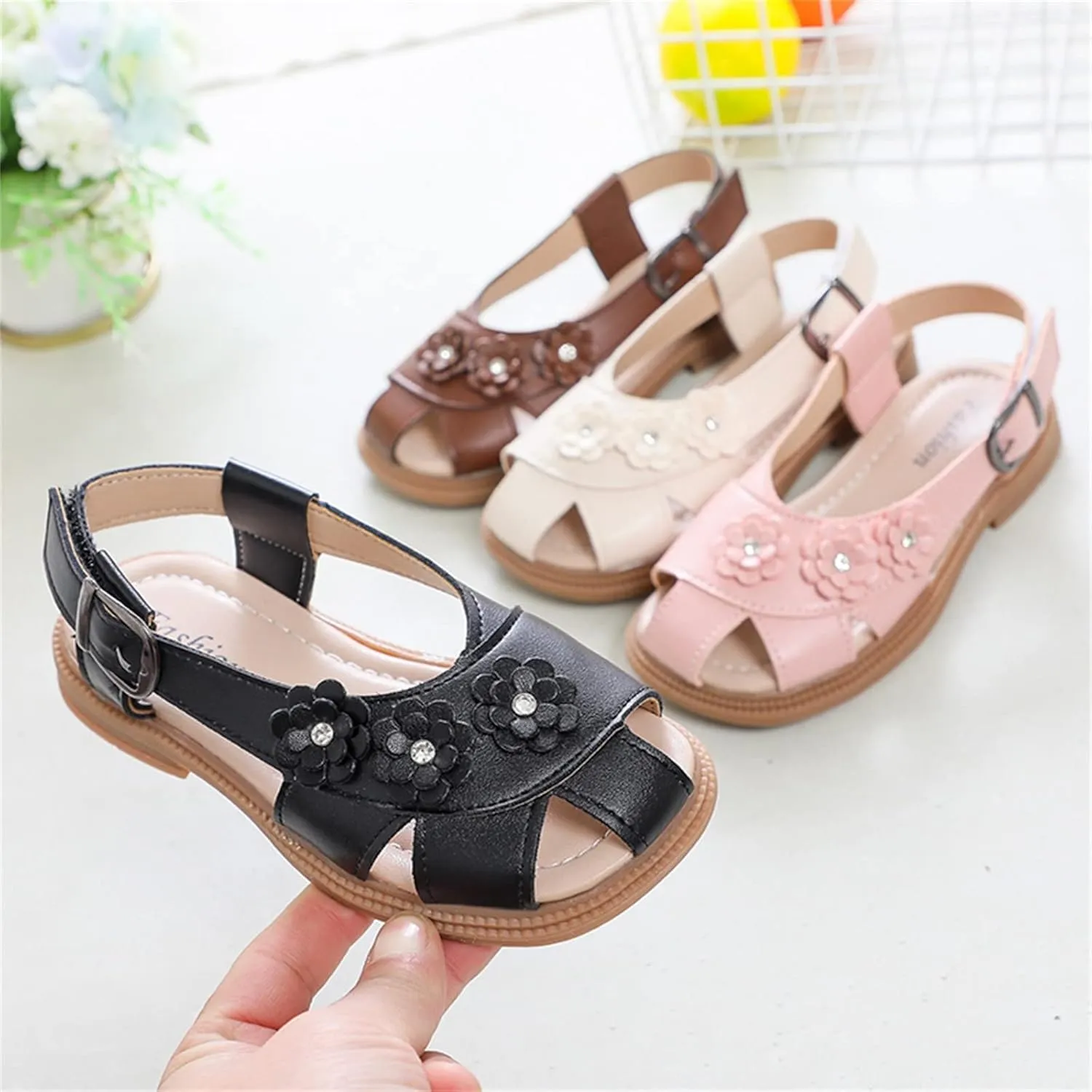 Baby Shoes Flat Sandals Flower Hollow Beach Shoes Fashion Soft Sole Girls Boys Casual Sandals Toddler Dress Up