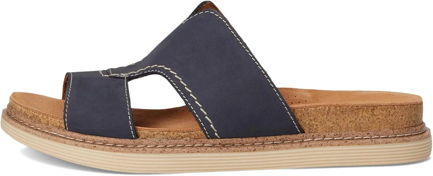 Clarks Women's Arwell Walk Flat Sandal