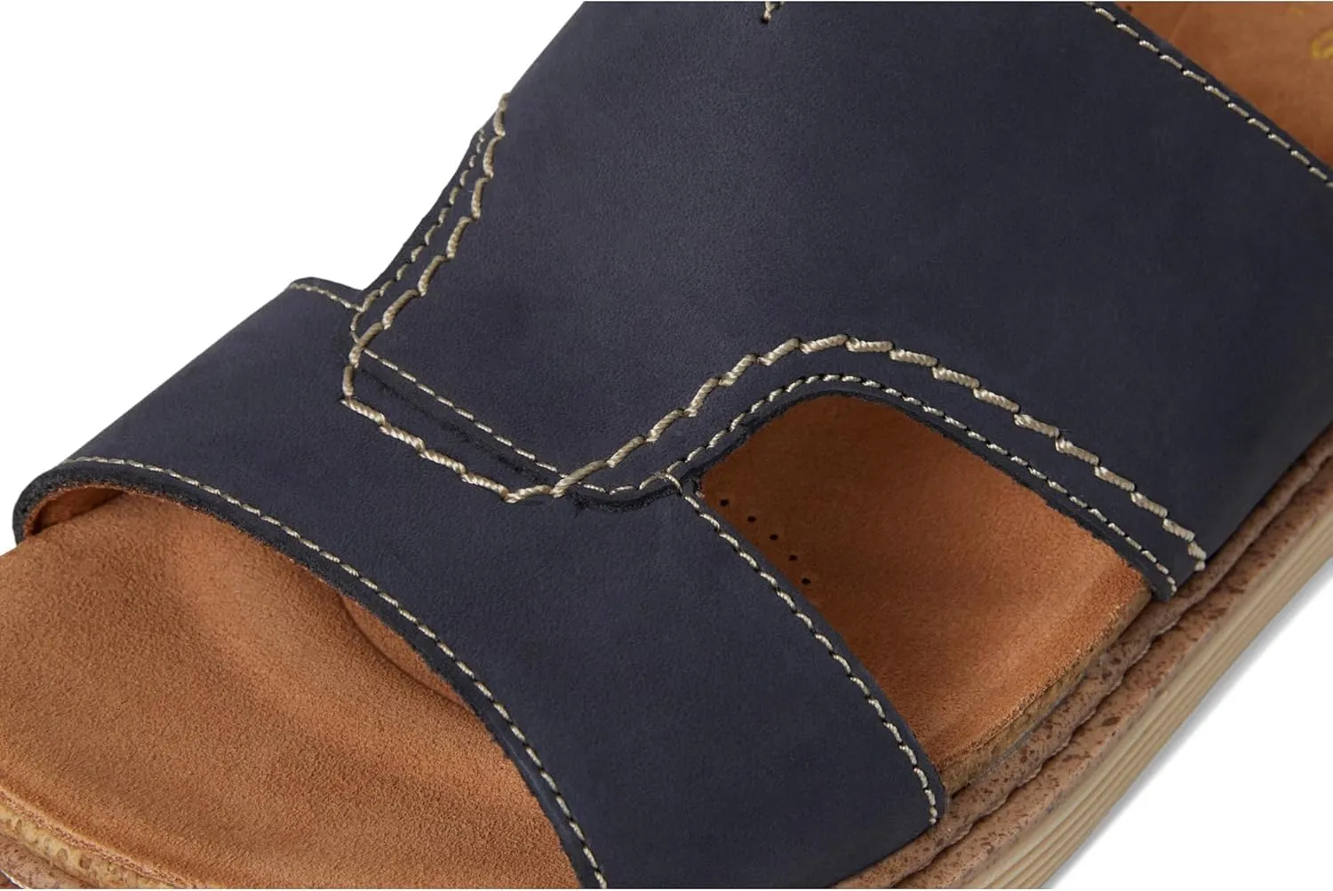 Clarks Women's Arwell Walk Flat Sandal