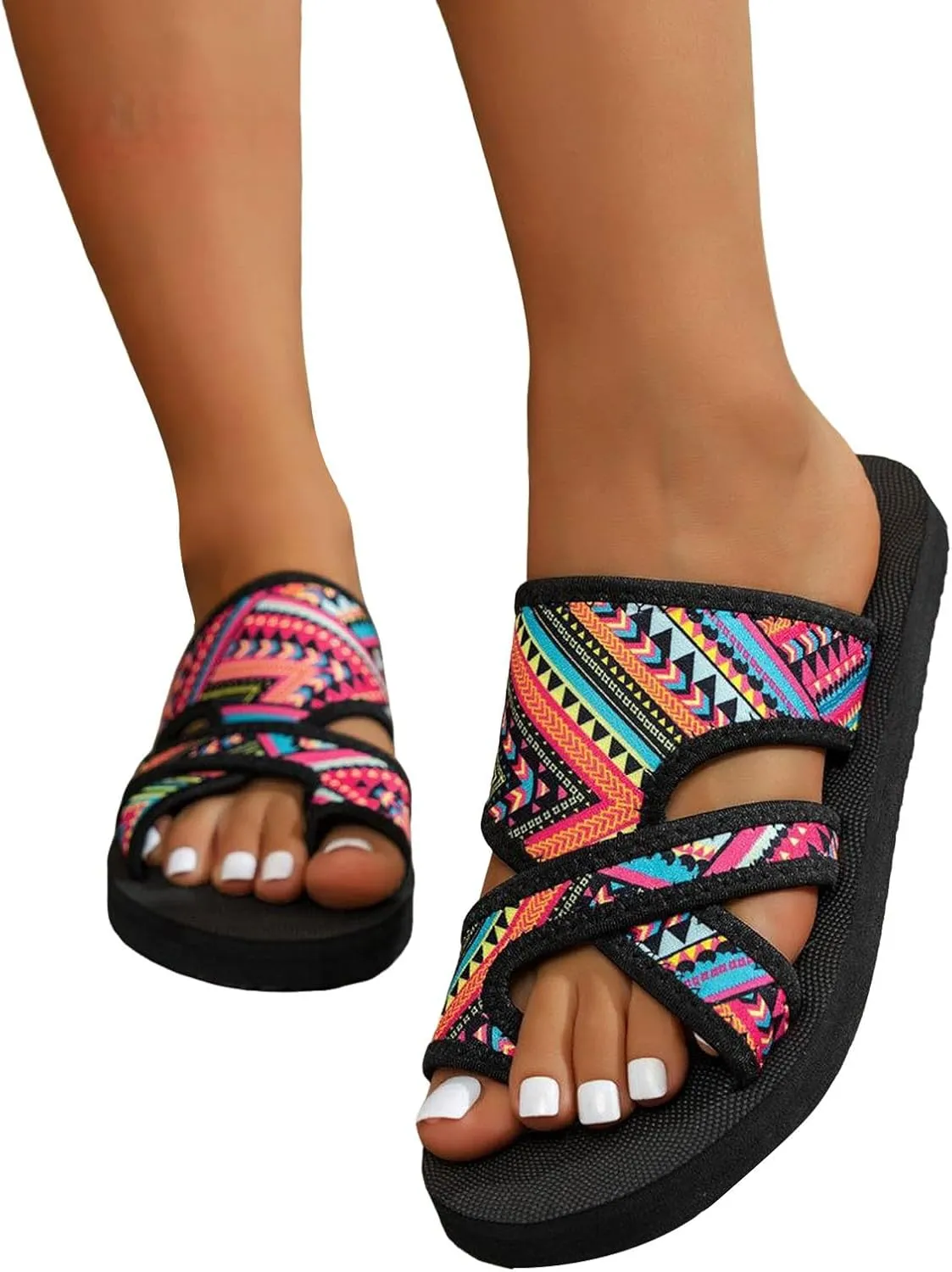 Flat Sandals for Women 2025 Open Toe Slip On Split Toe Soft Memory Foam Platform Floral Slippers Low Heel Sandal Summer Comfortable Cushion Footbed Casual Slides for Walking Vacation Outdoor Indoor