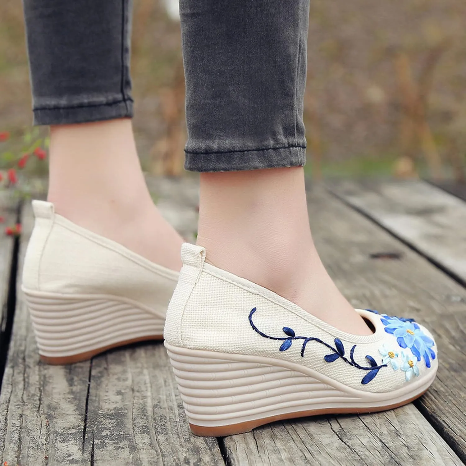 Hee grand Women Wedges Heeled Shoes Chinese Style Embroidered Shoes Comfort Cotton and Linen Slip On Walking Shoes
