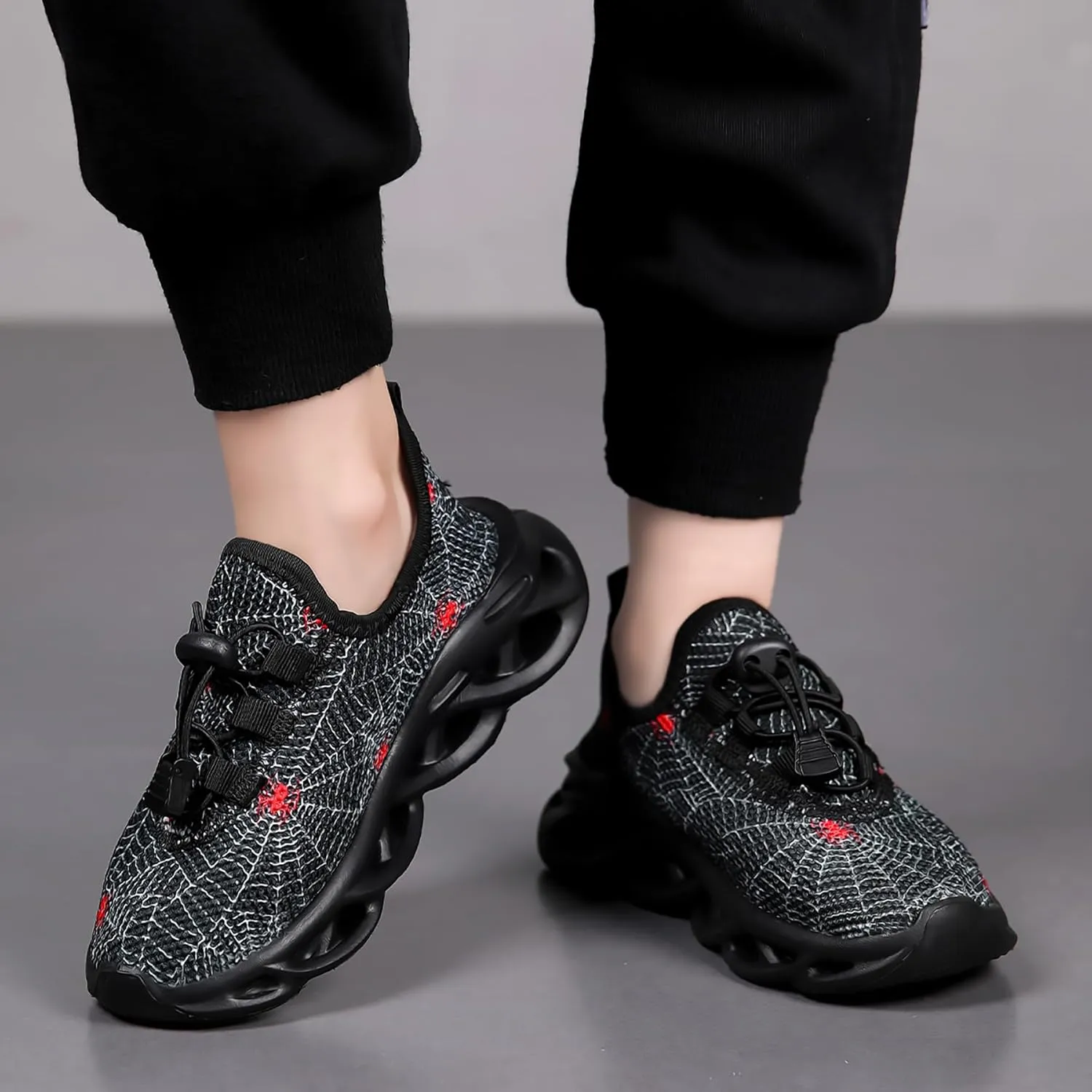 Kids Outdoor Running Shoes, Boys Non-Slip Mesh Lightweight Walking Sneakers, Girls Athletic Sports Tennis Shoes