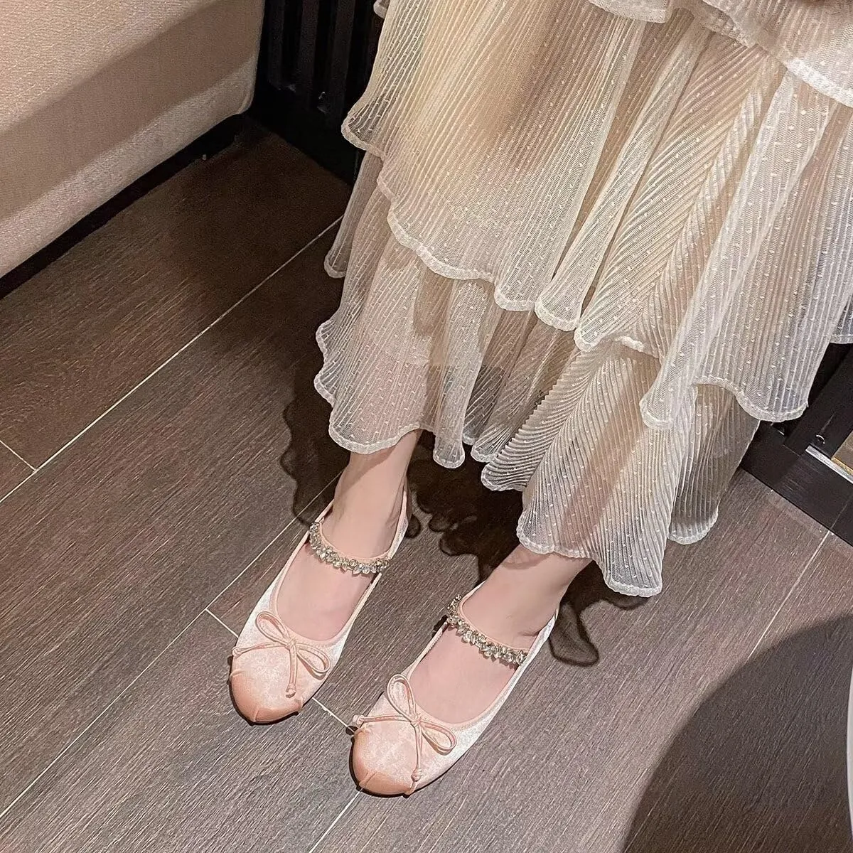 LUXINYU Flats for Women Dressy Square Toe Ankle Strap Mary Jane Shoes Casual Slip On Flats Comfortable Ballet Flats