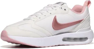 NIKE Women's Sneaker