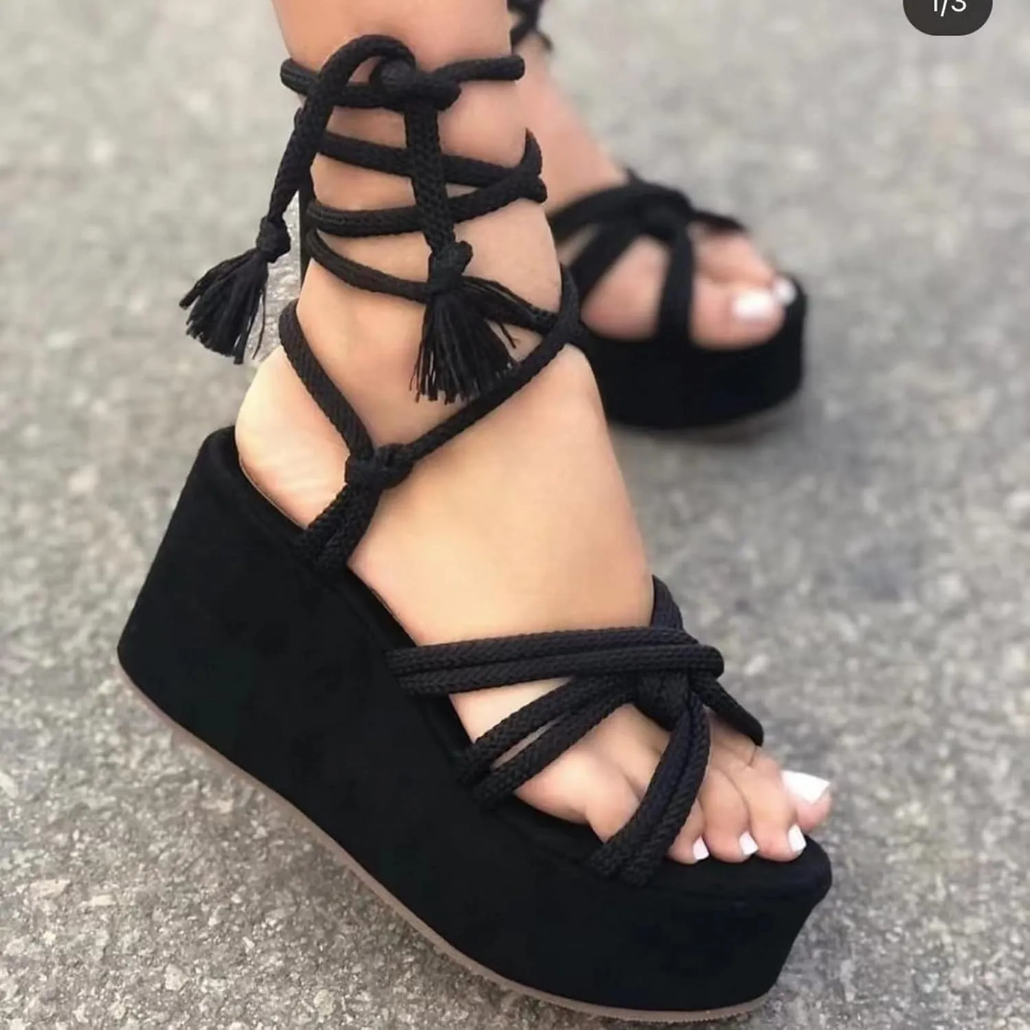 oiangi Chunky Sandals for Women Summer Casual Crossed Hemp Rope Straps Lace Up Open Toe Wedge Platform Sandals Solid Comfy Round Toe Outdoor Ladies Shoes