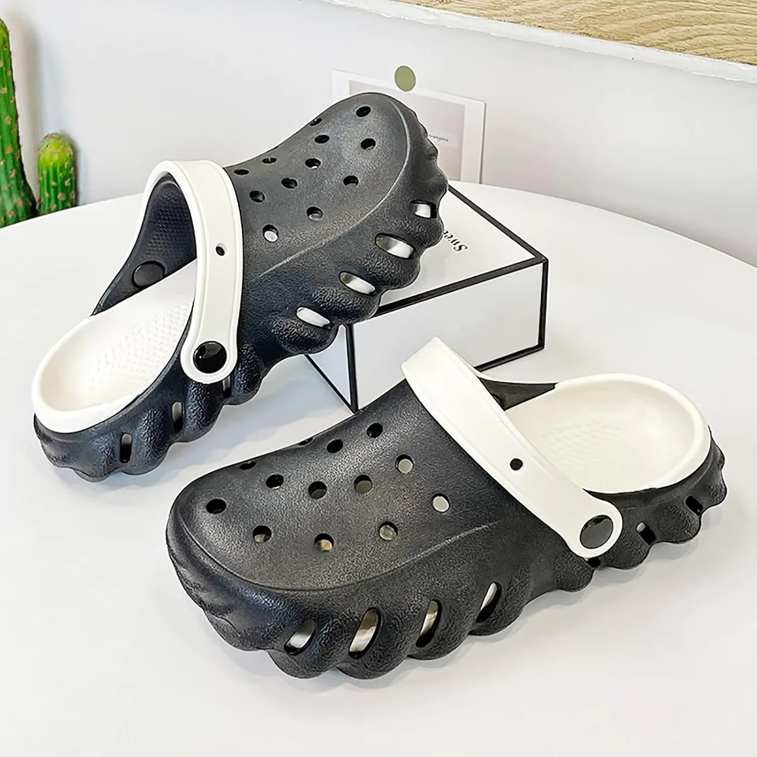 Solaud Women Men Comfortable Clogs Shoes Soft Breathable Non-Slip Unisex Garden Outdoor Beach Clog Sandals