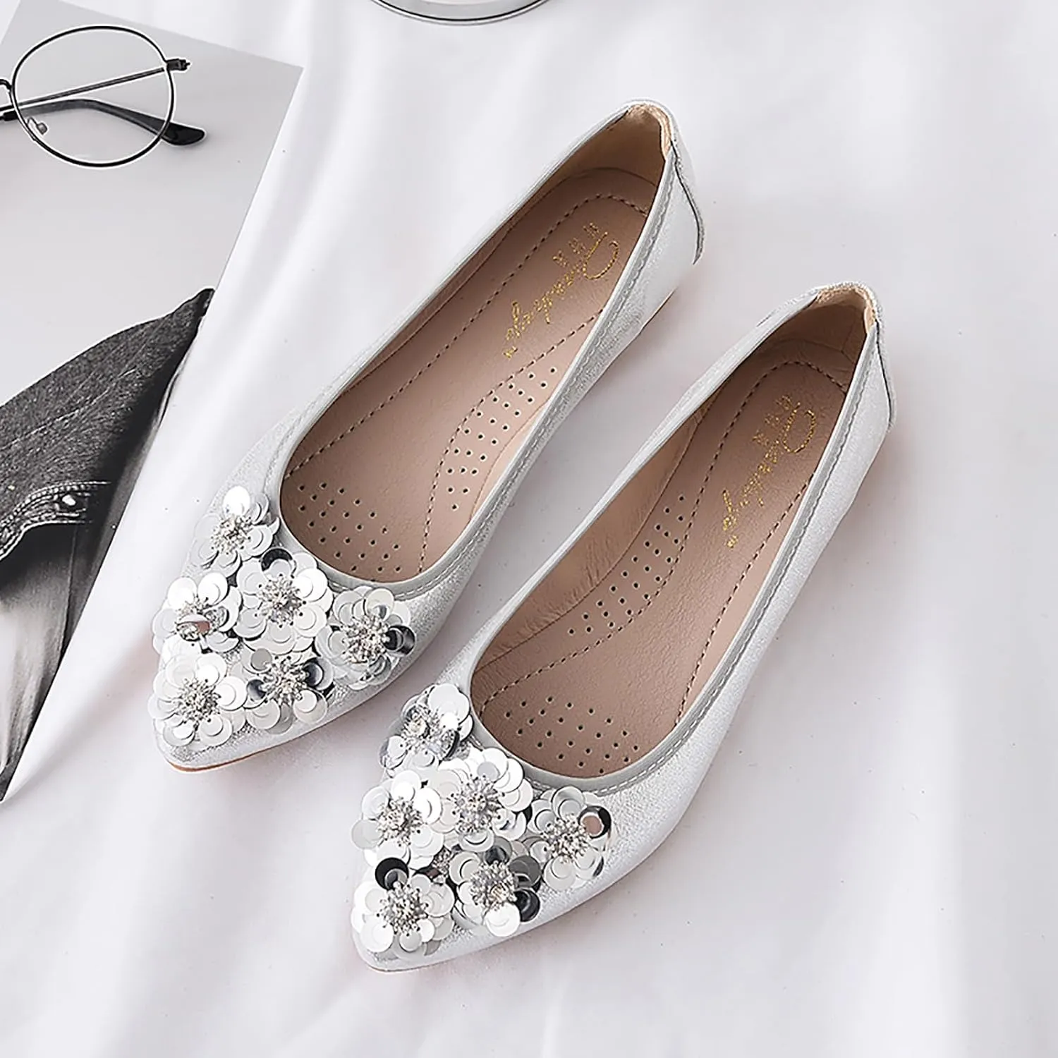 Women's Flats, Foldable Ballet Flats for Women, Flower Pionted Toe Comfort Light Weight Slip-On Dress Shoes