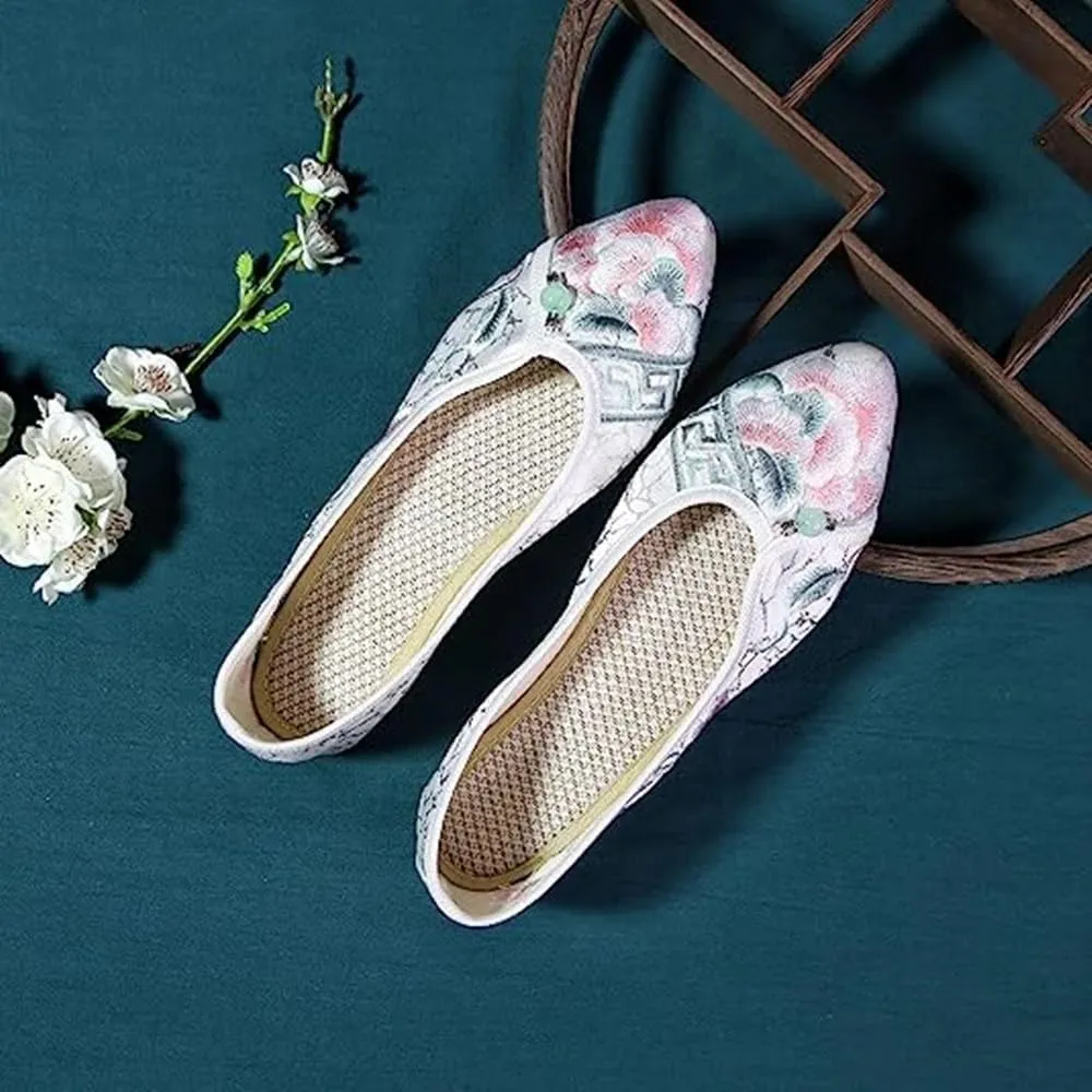 Women's Retro Classic Ballet Flats Shoes Pointed Toe Slip On Comfortable Loafer Handmade Floral Embroidered Shoes for Women Mary Jane Flats Cheongsam Shoes