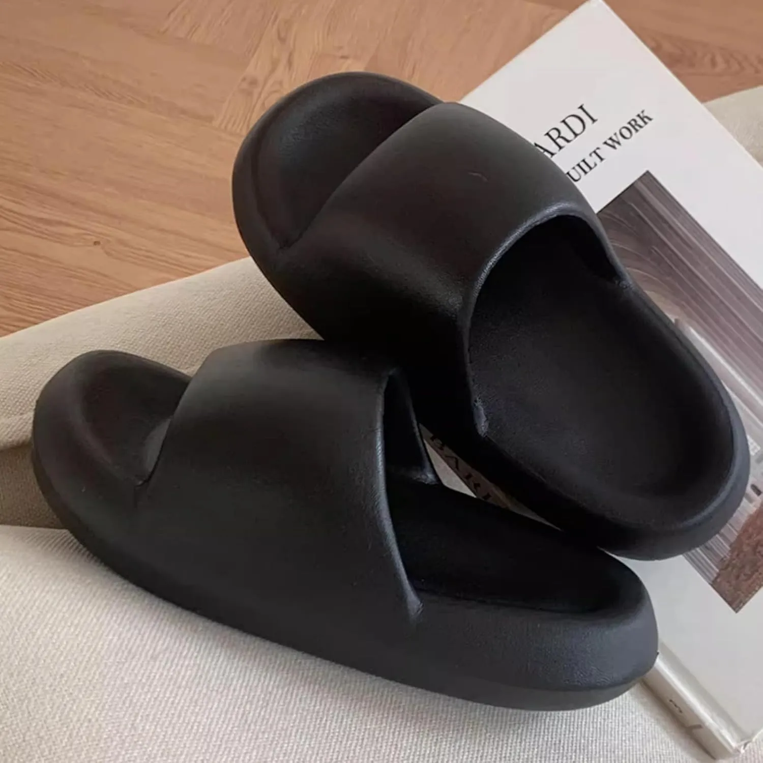 Women's Summer Slides Chic Minimalist Soft Shower Slippers, Non-Slip Bathroom House Sandals Indoor Outdoor